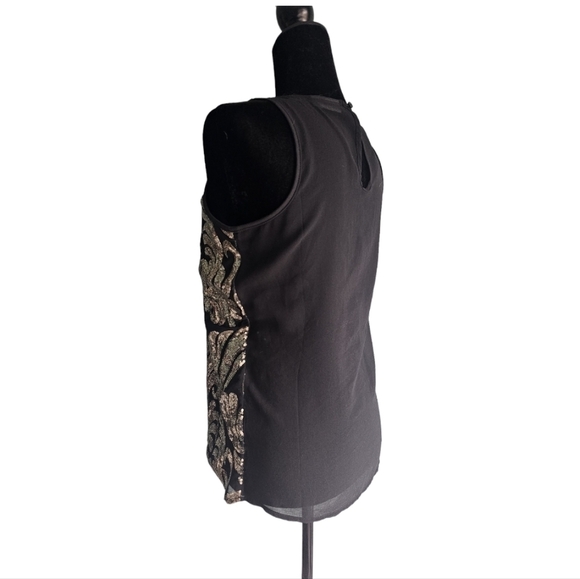 2/$20 New York And Company - Gold Sequin Tank - Size Xs - Picture 3 of 7